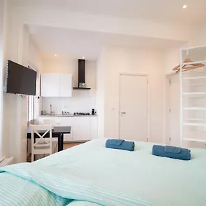 2* Aparthotel Escamp