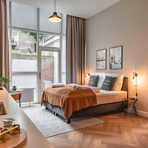 3* Aparthotel Limehome Keizerstraat